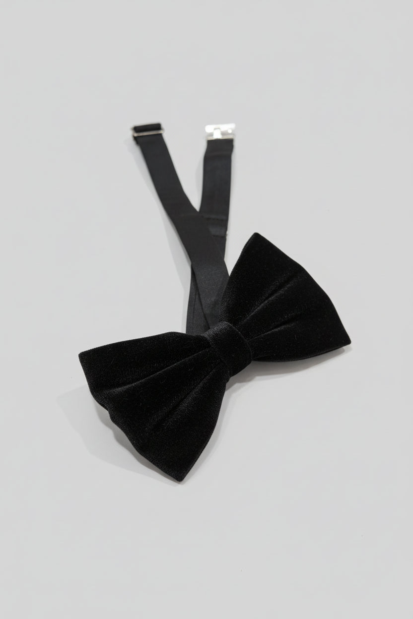 Black Velvet Bow Tie (Classic Style)