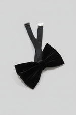 Black Velvet Bow Tie (Classic Style)
