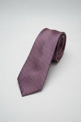 Burgundy textured silk tie with houndstooth pattern for formal occasions.