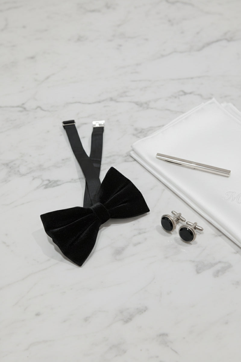 Black Velvet Bow Tie (Classic Style)
